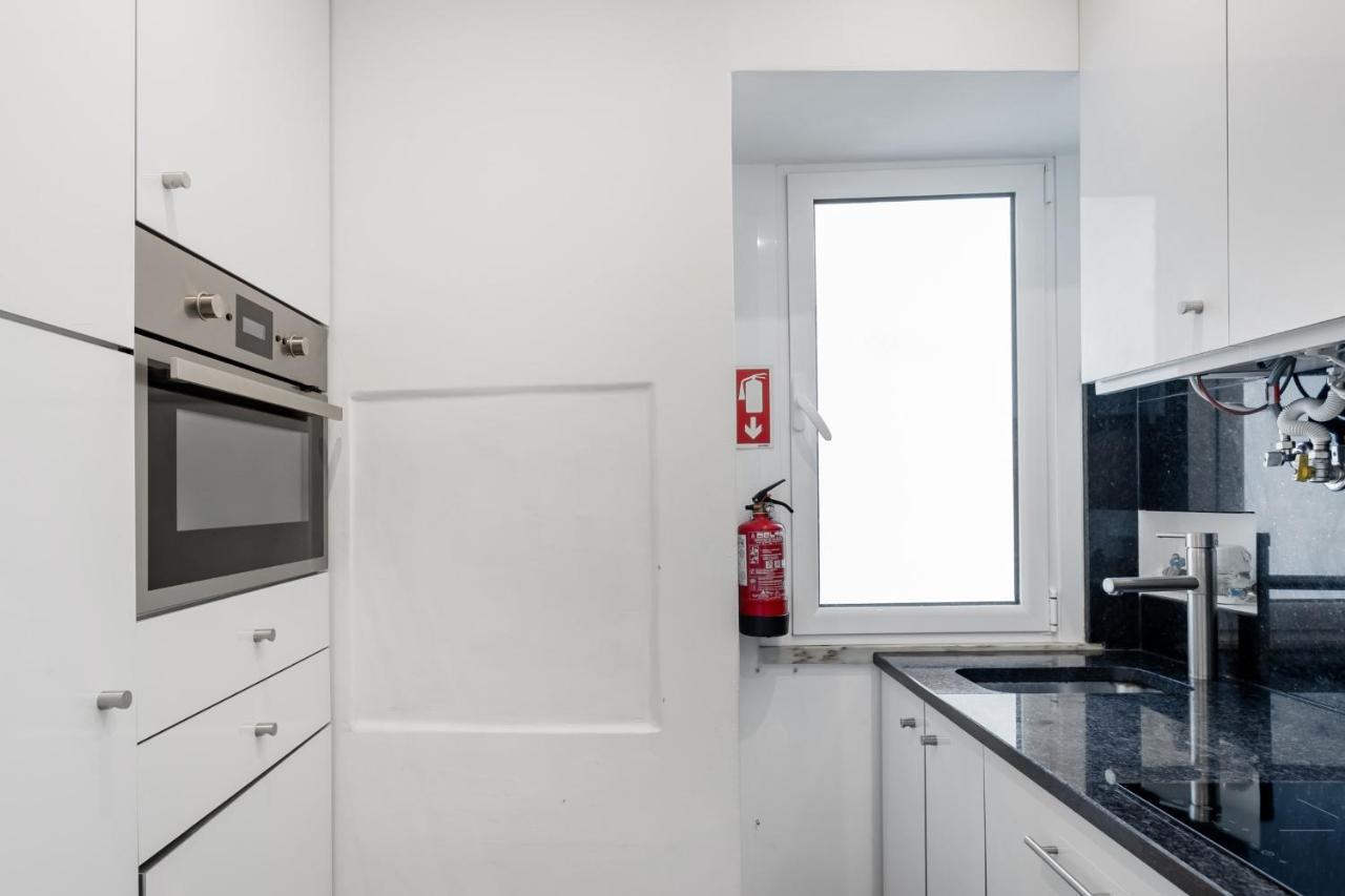 Avenida Da Liberdade Area, Bright And Newly Renovated 2 Bedroom Apartment, Lisbon Historical Center Exteriér fotografie